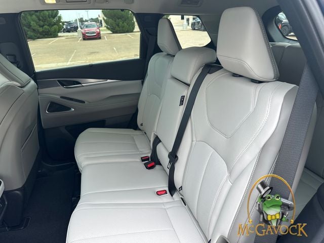 2026 INFINITI QX60 LUXE