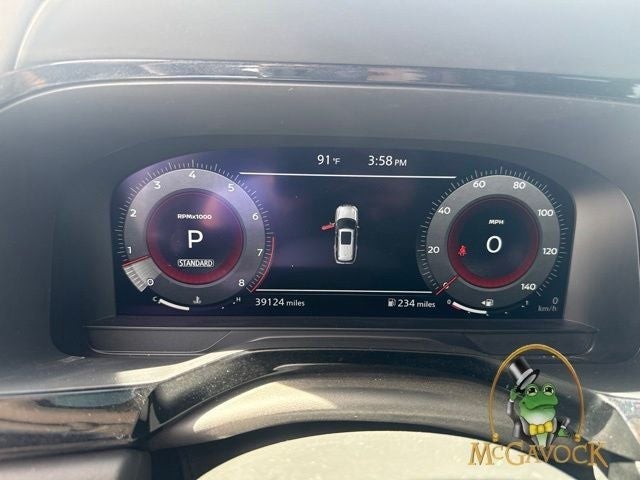 2023 Nissan Pathfinder Platinum