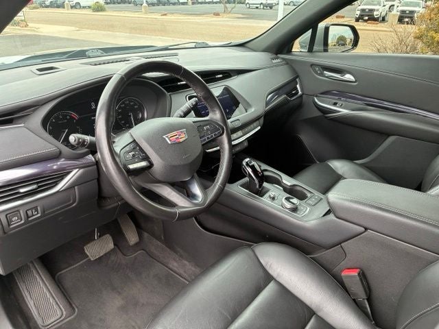 2023 Cadillac XT4 Luxury