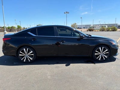 2022 Nissan Altima 2.0 SR