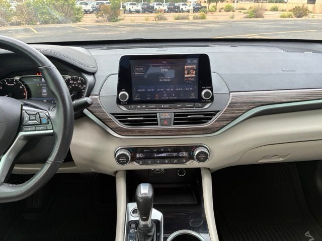 2021 Nissan Altima 2.5 Platinum