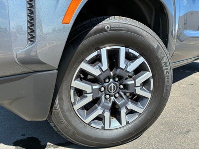 2024 Nissan Frontier SL