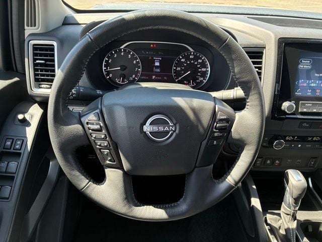 2024 Nissan Frontier SL