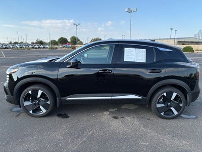 2025 Nissan Kicks SR