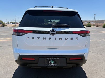 2026 Nissan Pathfinder SV