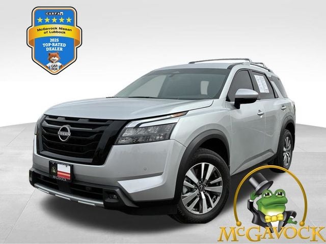 2025 Nissan Pathfinder SL