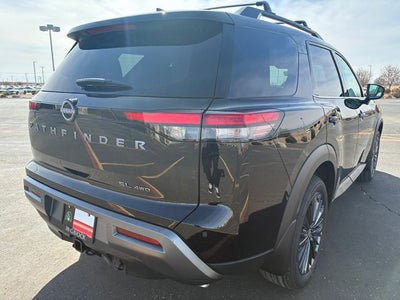 2026 Nissan Pathfinder SL