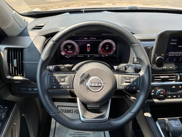 2023 Nissan Pathfinder Platinum
