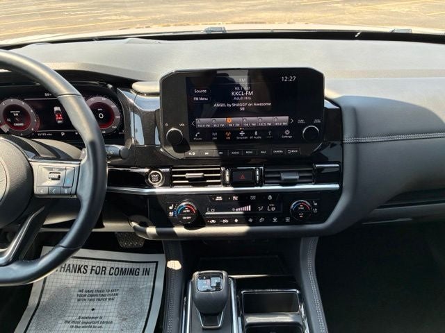 2023 Nissan Pathfinder Platinum