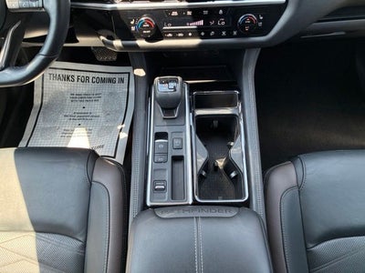 2023 Nissan Pathfinder Platinum