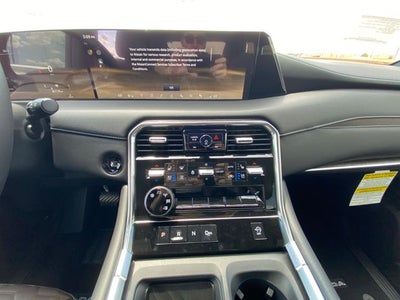 2025 Nissan Armada Platinum