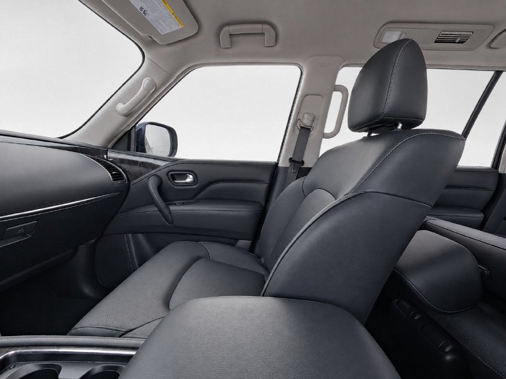 2023 INFINITI QX80 LUXE