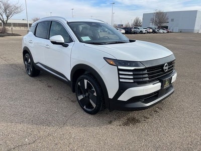 2025 Nissan Kicks SR