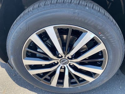 2025 Nissan Pathfinder Platinum