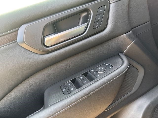 2025 Nissan Armada SL