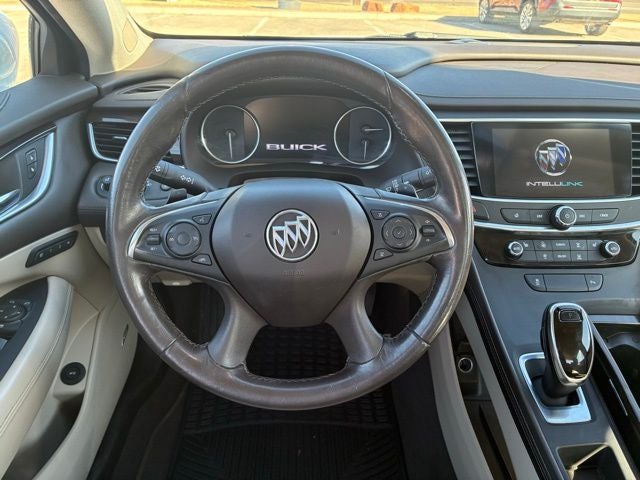 2017 Buick LaCrosse Essence