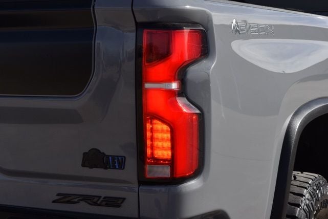 2025 Chevrolet Silverado HD ZR2