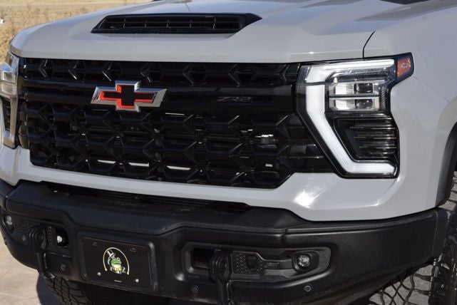 2025 Chevrolet Silverado HD ZR2