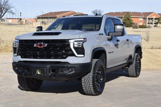 2025 Chevrolet Silverado HD ZR2