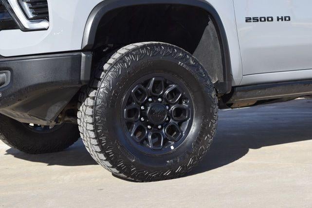 2025 Chevrolet Silverado HD ZR2