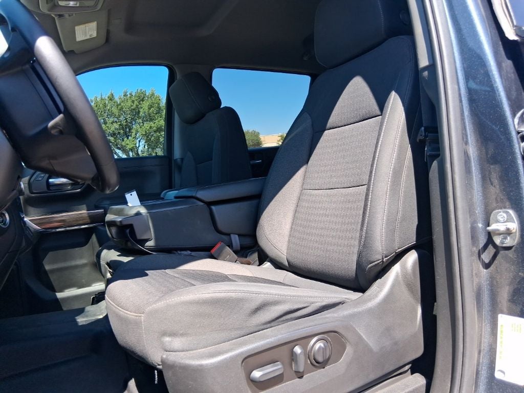 2021 Chevrolet Silverado RST
