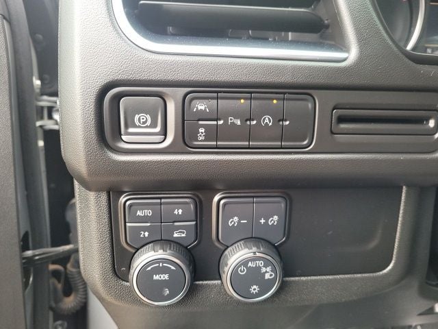 2024 Chevrolet Suburban LS