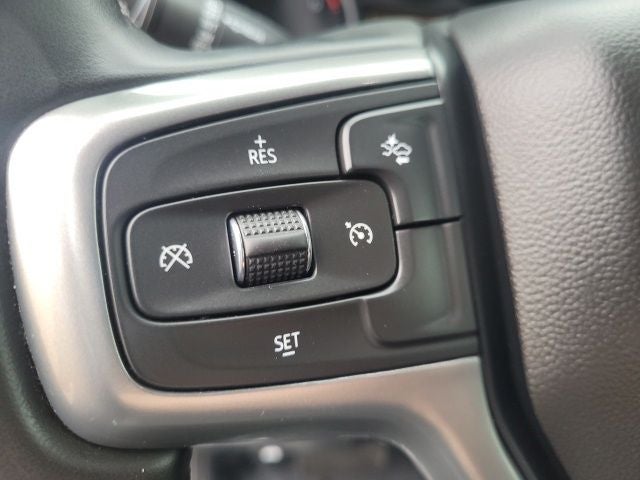 2024 Chevrolet Suburban LS