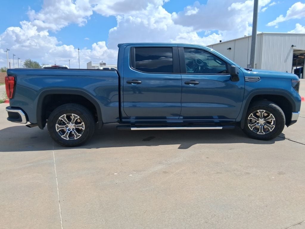 2024 GMC Sierra Pro