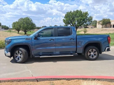 2024 GMC Sierra Pro
