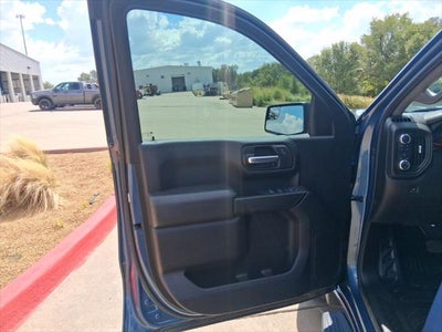 2024 GMC Sierra Pro