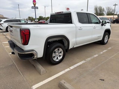 2024 GMC Sierra SLE