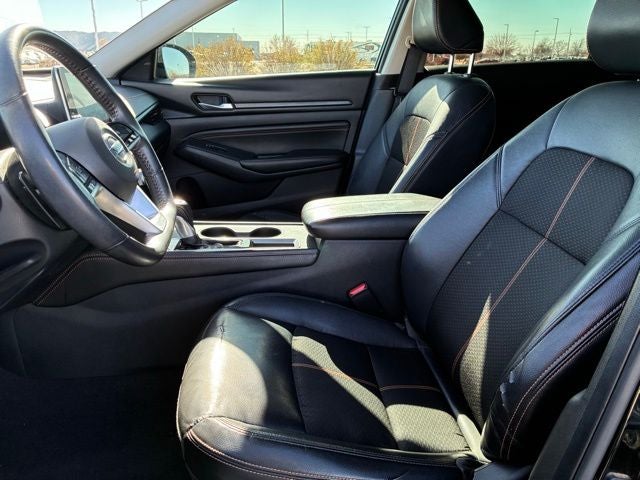 2017 Nissan Maxima Platinum