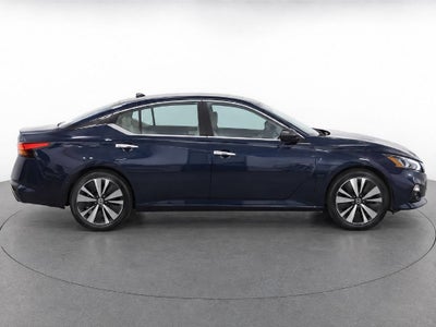 2020 Nissan Altima 2.5 SV