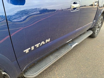 2022 Nissan Titan Platinum Reserve