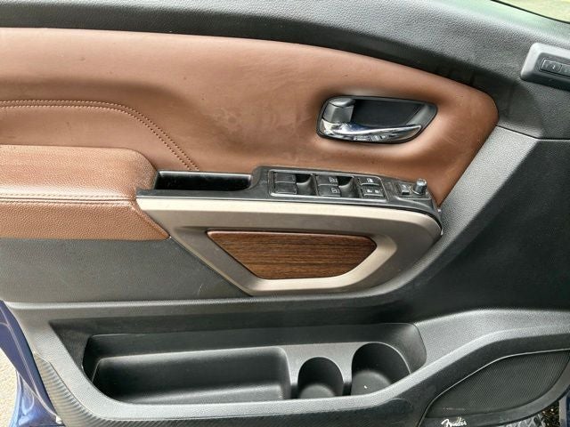 2022 Nissan Titan Platinum Reserve