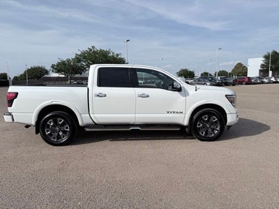2021 Nissan Titan Platinum Reserve