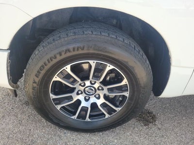 2022 Nissan Titan SV