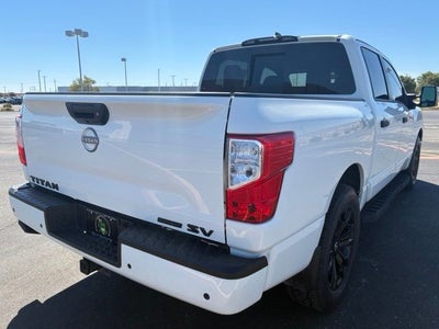 2024 Nissan Titan SV
