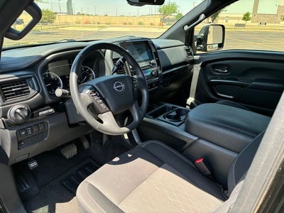 2024 Nissan Titan SV