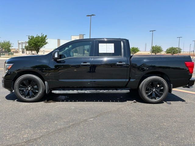 2024 Nissan Titan SV