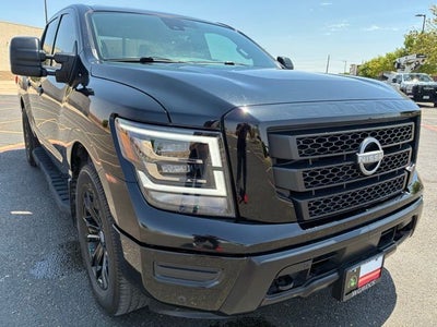 2024 Nissan Titan SV