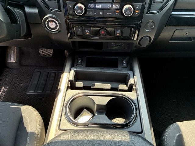 2024 Nissan Titan SV