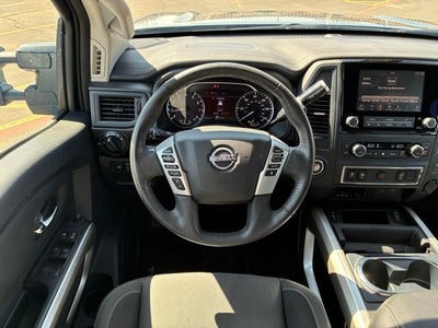 2024 Nissan Titan SV