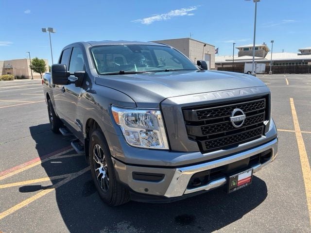 2024 Nissan Titan SV