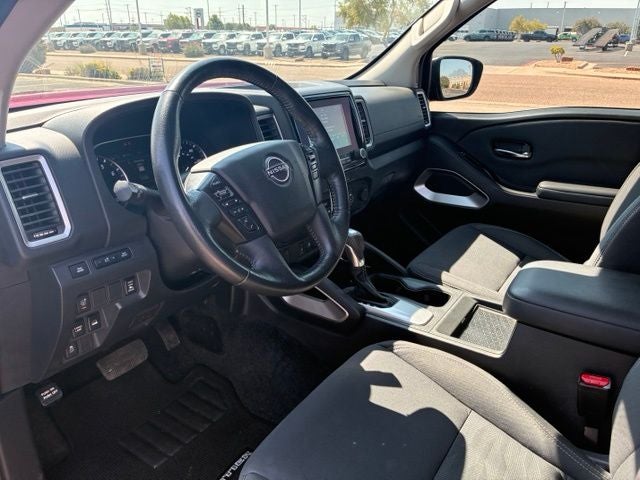 2023 Nissan Frontier SV