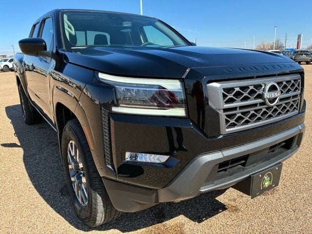 2024 Nissan Frontier SL