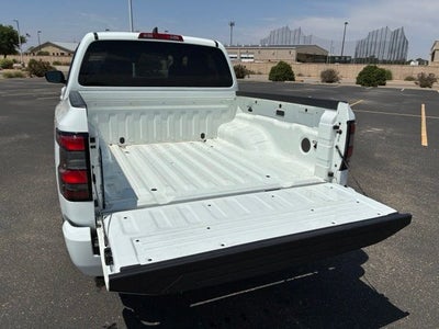 2024 Nissan Frontier SV