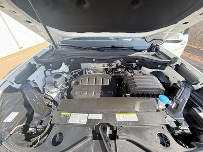 2024 Volkswagen Atlas 2.0T SEL Premium R-Line