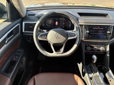 2022 Volkswagen Atlas 3.6L V6 SE w/Technology