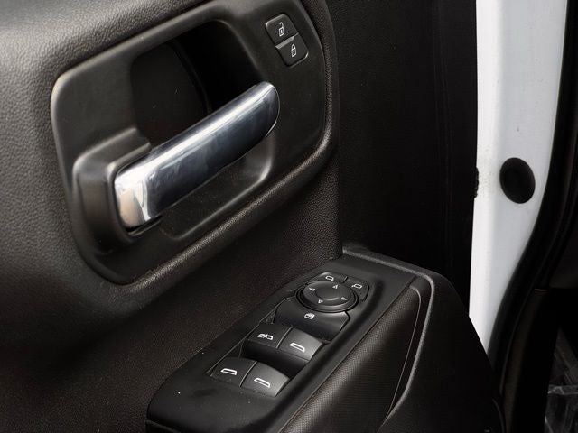 2021 Chevrolet Silverado Custom